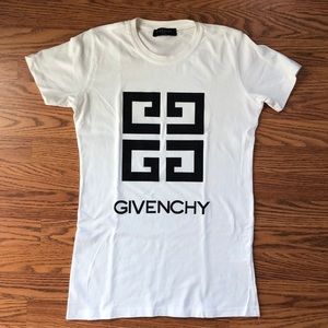 Givenchy Logo Small T-Shirt
